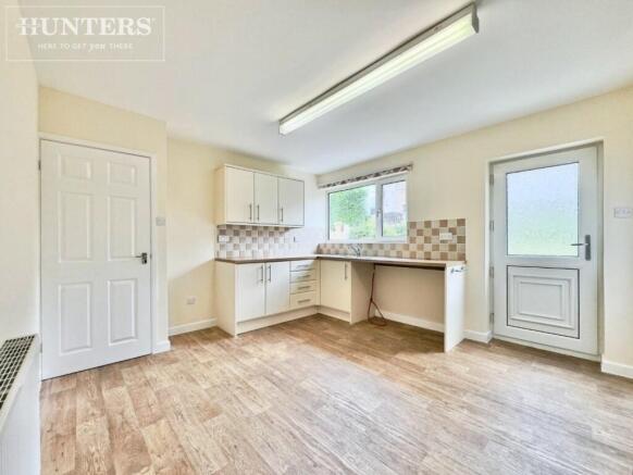 2 bed Detached Bungalow for sale Image 5