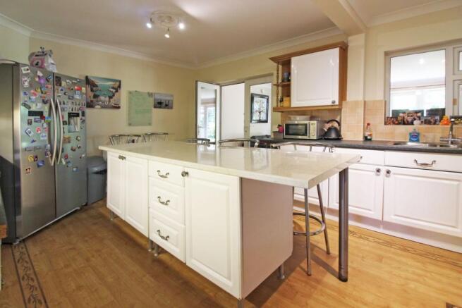 Kitchen/Breakfast