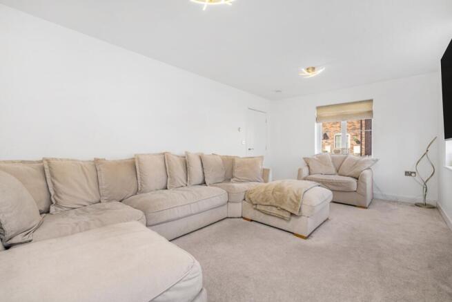 33 Pheasant Street (Holbeach)-18
