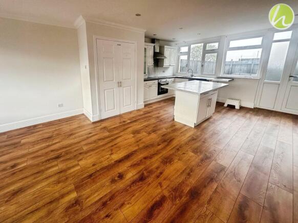 Living area & Kitchen