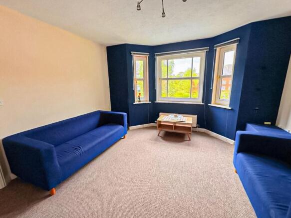 Pennyford Drive, Liverpool, L18 photo 4