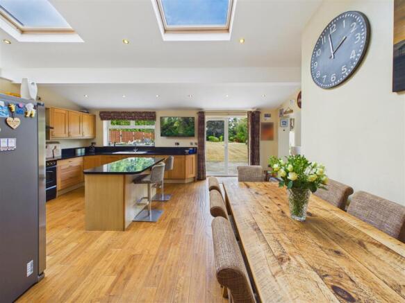 Dining Kitchen