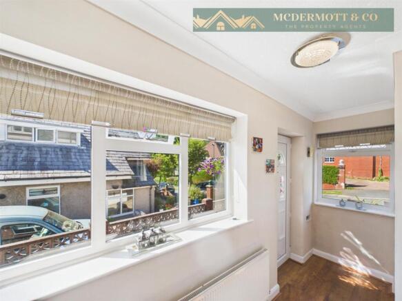 3 bed Semi-Detached for sale Image 9