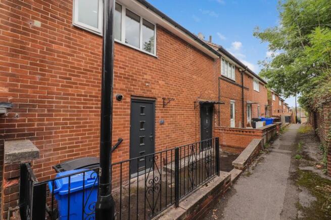 3 bed Terraced for sale Image 4