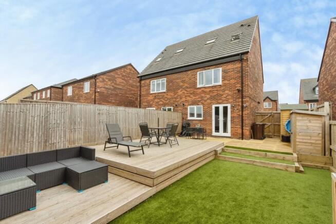 3 bed Semi-Detached for sale Image 4