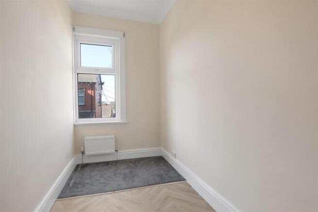 3 bed Semi-Detached for sale Image 9