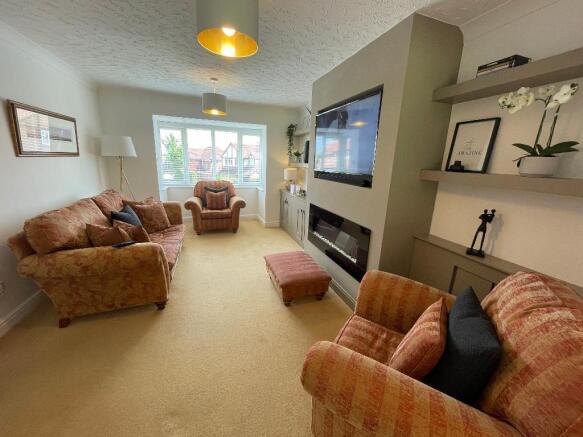 Large sitting room