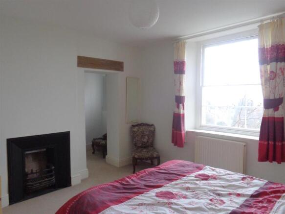 DSC01808_bedroom.jpg