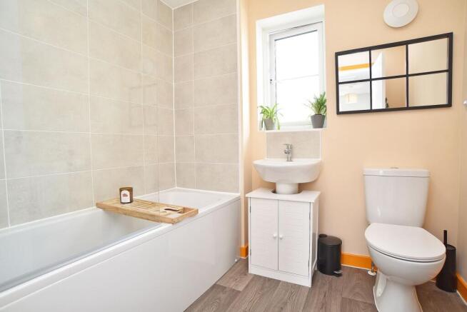 3 bed Detached for sale Image 10