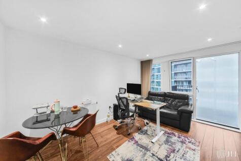 Southmere House, Highland Street, London, E15