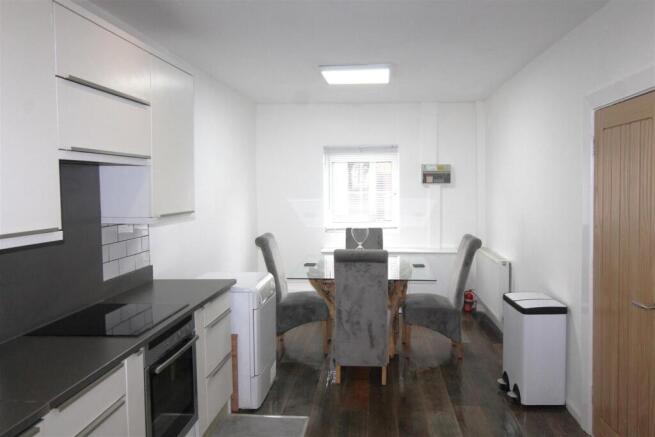 Kitchen 1.5.JPG