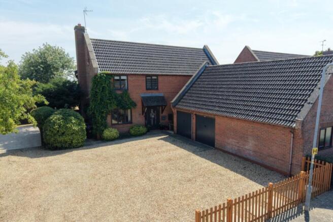 Book now to view this stunning property in Carlby
