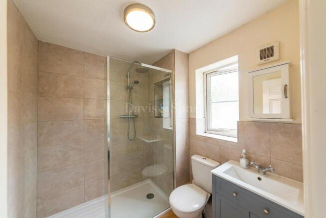 En-suite shower room