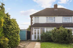 69, Fullers Way South, Chessington KT9 1HF