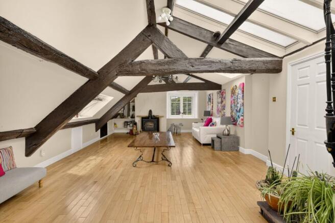2 bed Apartment for sale Image 8