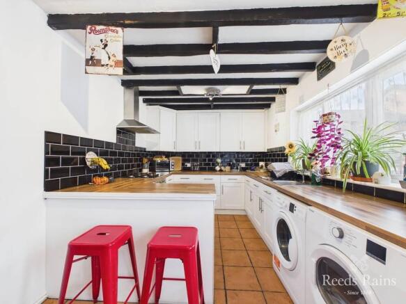 4 bed Terraced for sale Image 6
