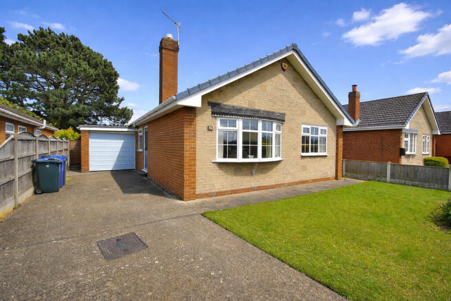 3-bed detached on Spey Drive, Auckley, £325,000