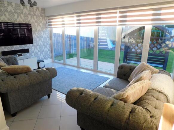 SITTING AREA