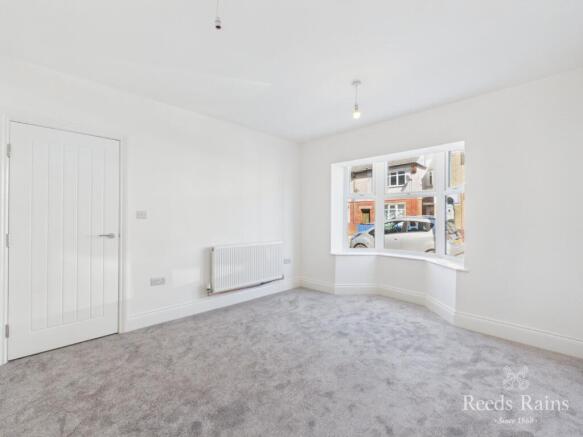 3 bed Semi-Detached to rent Image 9