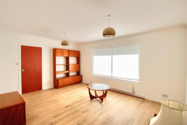 3 bed Bungalow for sale Image 4