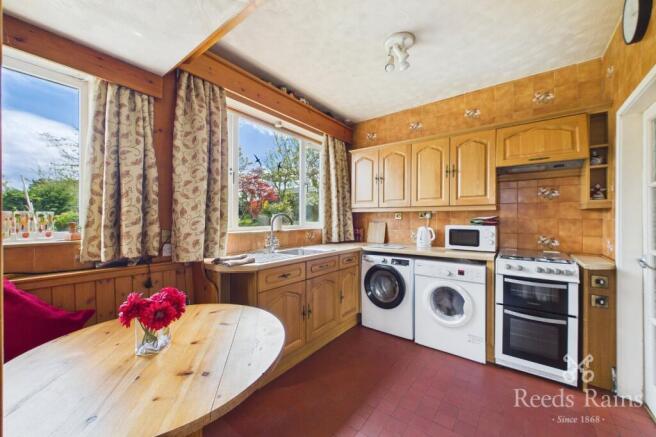 3 bed Detached for sale Image 7
