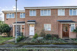 14, Melville Close, Ickenham UB10 8TZ