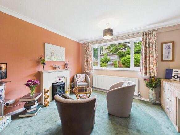 2 bed Flat for sale Image 11