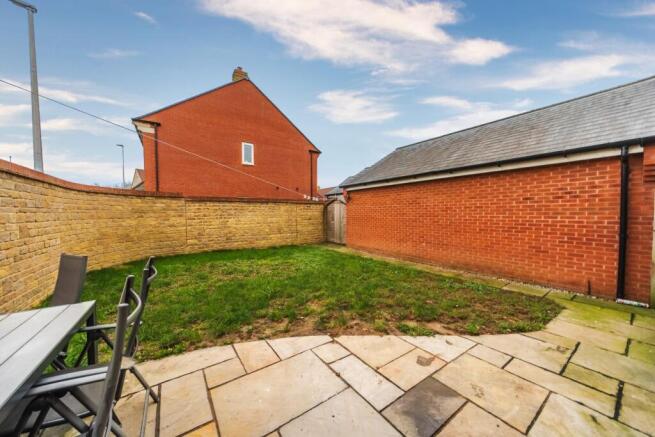 2 - rear garden.jpeg