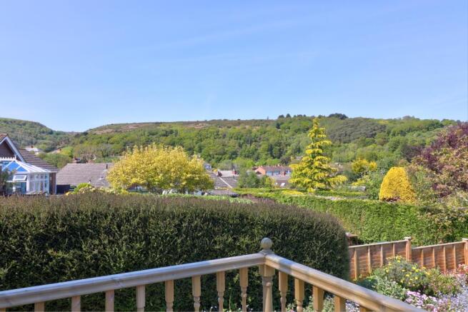 North Hil View