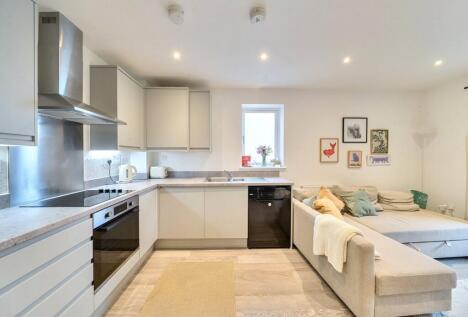 William Morris Close, Oxford, Oxfordshire, OX4
