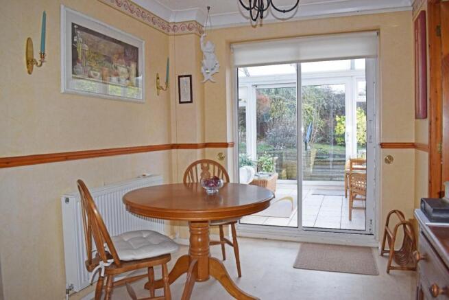 21 Tollhouse Road, dining.jpg