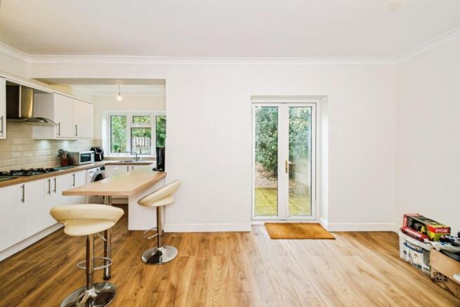 Ladydell Road, Worthing, West Sussex photo 4