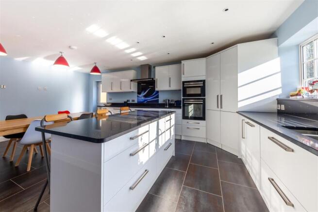 11 Hitchin Road Main House interiors-11.jpg
