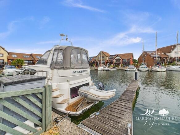 21776e0d35494315a...