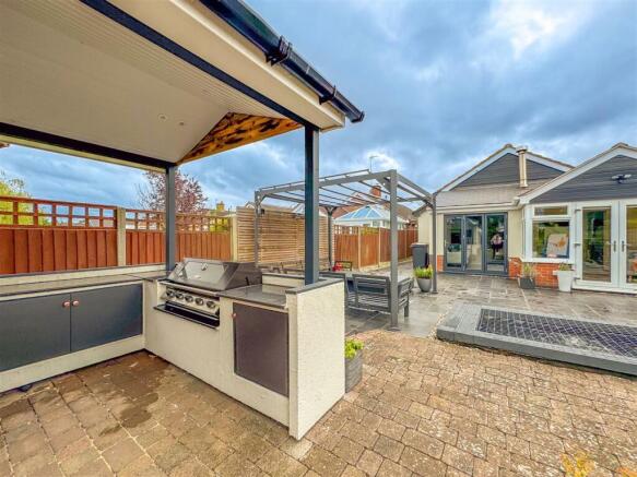 Grasmere Crescent - Image-53.jpg