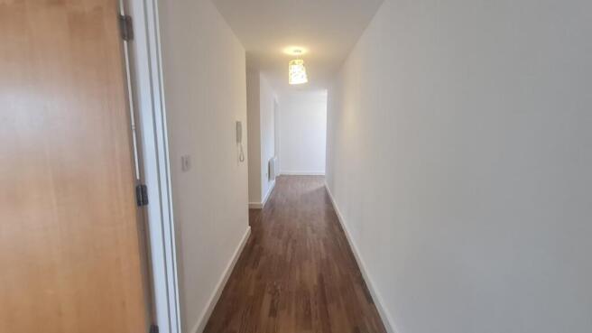 2 bed Flat to rent Image 7