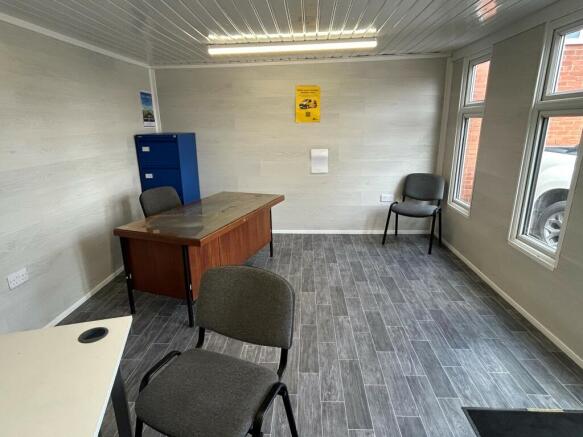 Interior 2 T202403051532.jpg