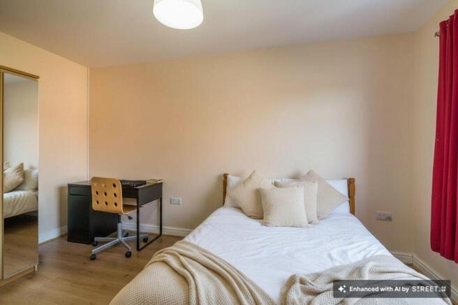6 Double Bedrooms