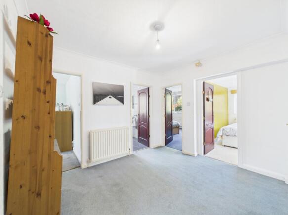 4 bed Detached Bungalow for sale Image 10