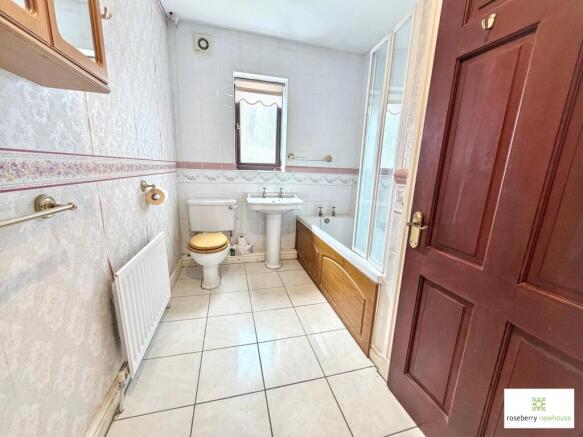3 bed Detached for sale Image 5