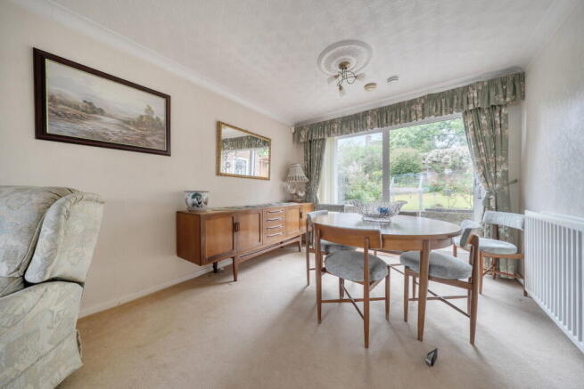 Kestrel Road, Basingstoke RG22 5PN photo 4
