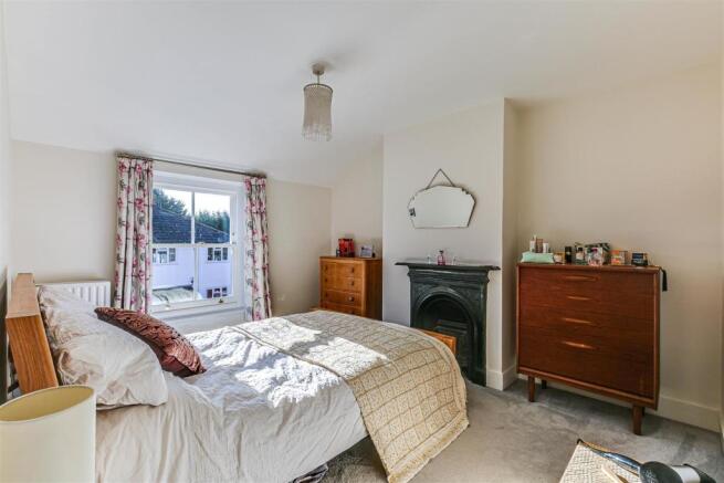14. Bedroom 1.jpg