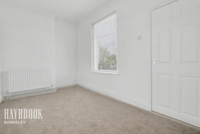 3 bed Terraced for sale Image 9