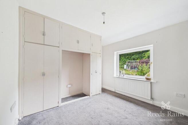 3 bed Terraced for sale Image 8