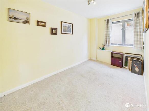 CAM05092G0-PR0114-STILL018.jpg