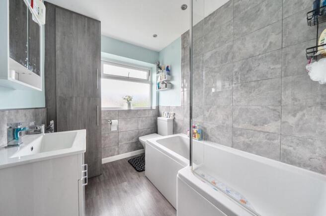 3 bed Semi-Detached for sale Image 6