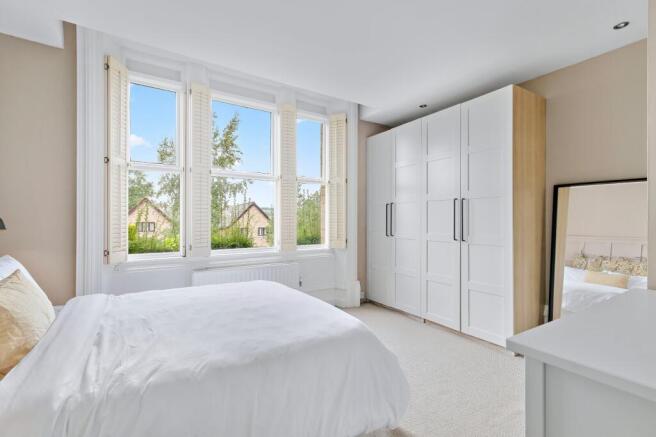 1 bed Flat for sale Image 11