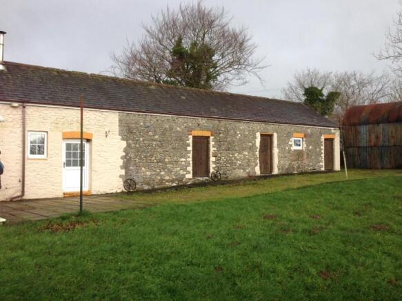BARN/WORKSHOP 1