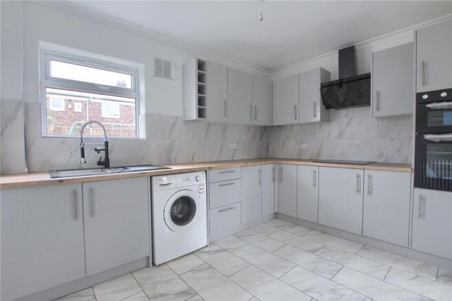Chatton Close, Middlesbrough, TS3 photo 4