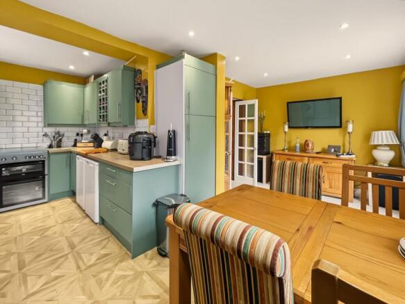 Kitchen / Diner